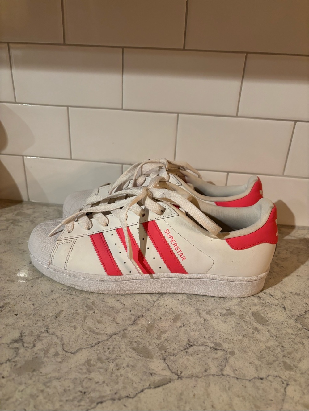 Adidas White Sneakers with Pink Accents - Superstar Style